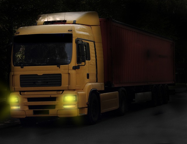peoria-truck-accident-640x480-10964433.jpeg