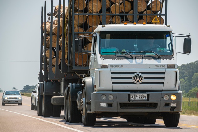 peoria-truck-accident-attorney-640x480-19238444.jpeg