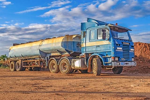 peoria-truck-accident-lawyer-640x480-794579.jpeg